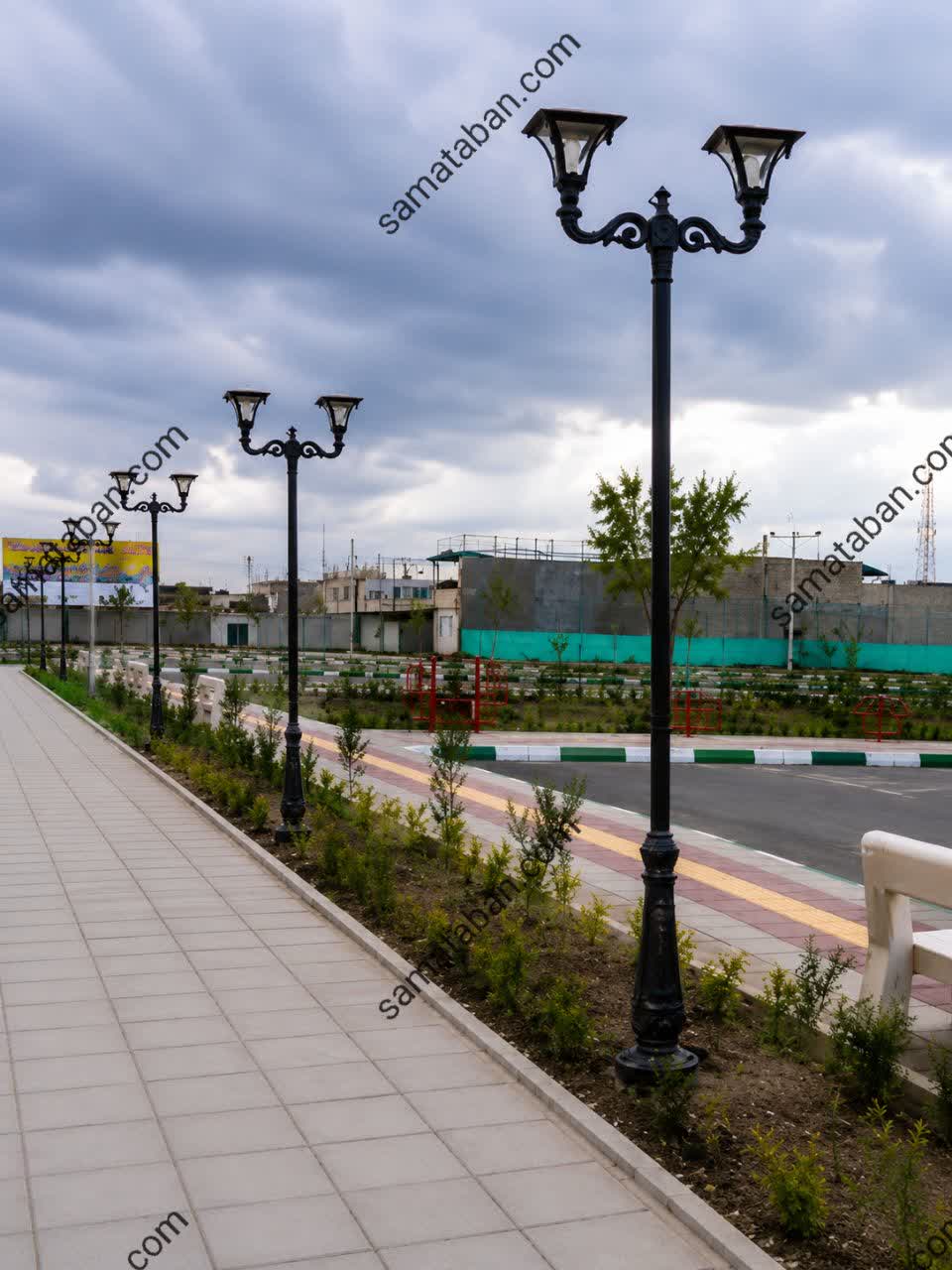 پایه چراغ پارکی
